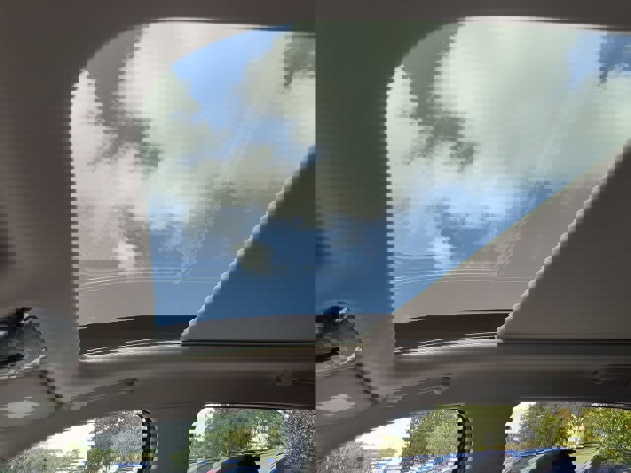 New 2026 Kia Sportage EX w/ EX Panorama Roof Package image 18