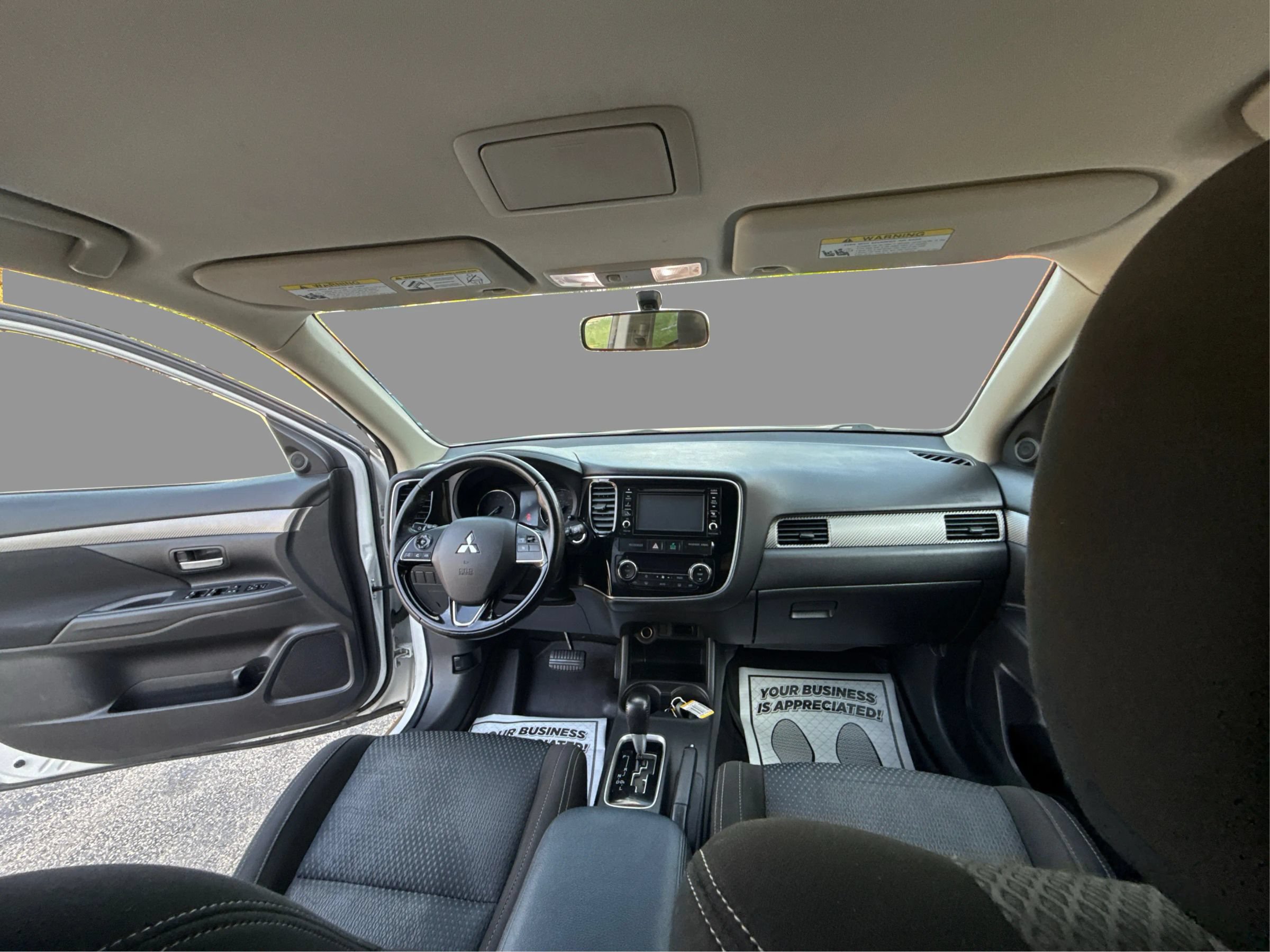 Used 2016 Mitsubishi Outlander SE AWD/4WD image 23
