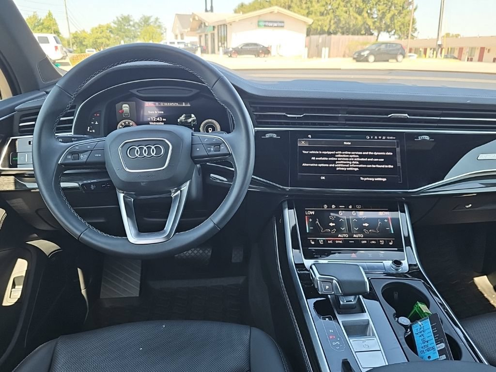 Used 2026 Audi Q7 3.0T Premium Plus AWD/4WD image 2