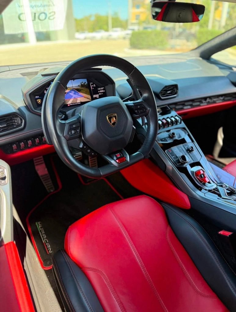 Used 2018 Lamborghini Huracan LP 580-2 RWD image 7