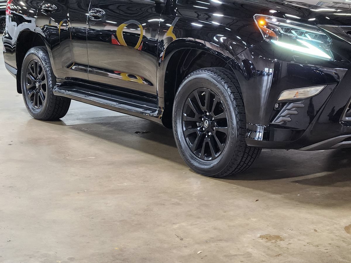 Used 2022 Lexus GX 460 w/ Black Line Special Edition AWD/4WD image 16