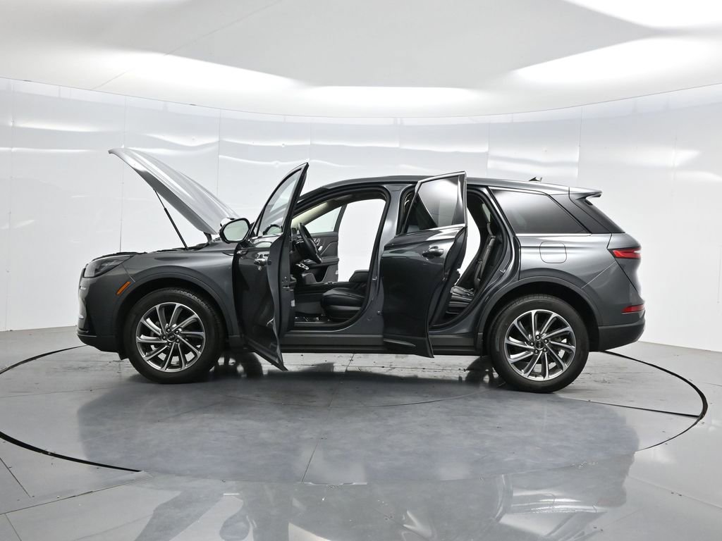 Used 2023 Lincoln Corsair FWD w/ Equipment Group 101A image 46
