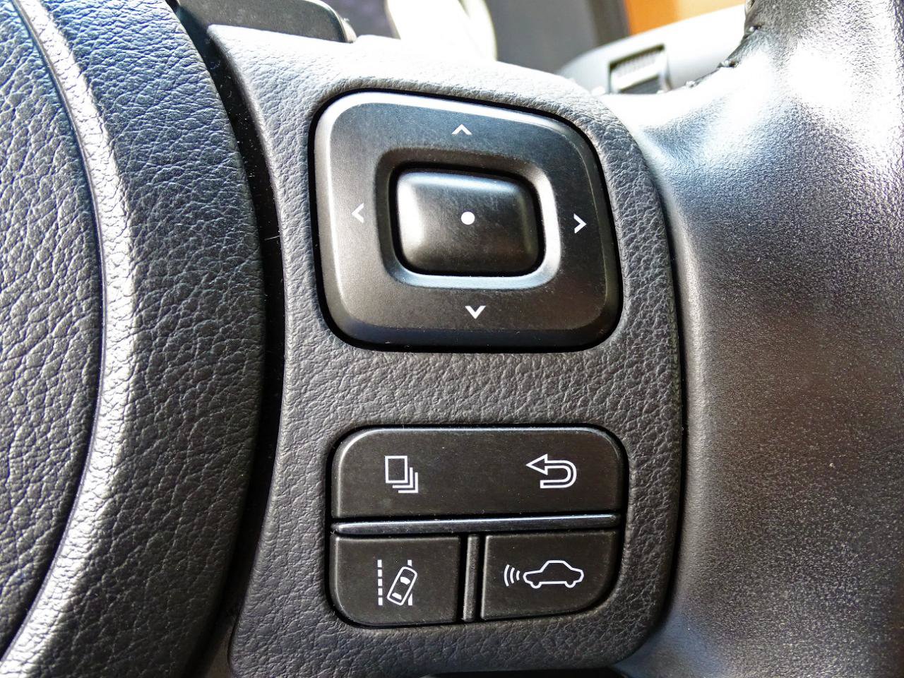 Used 2021 Lexus IS 300 w/ Accessory Package RWD image 17