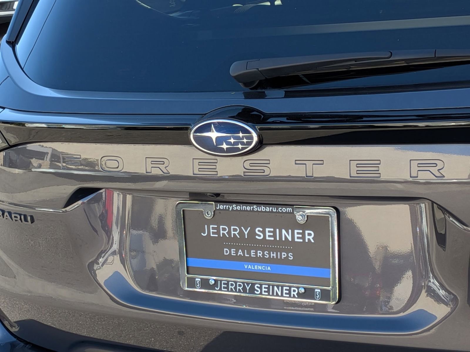 Used 2025 Subaru Forester Premium image 11