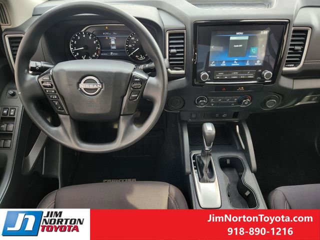Used 2022 Nissan Frontier SV image 27