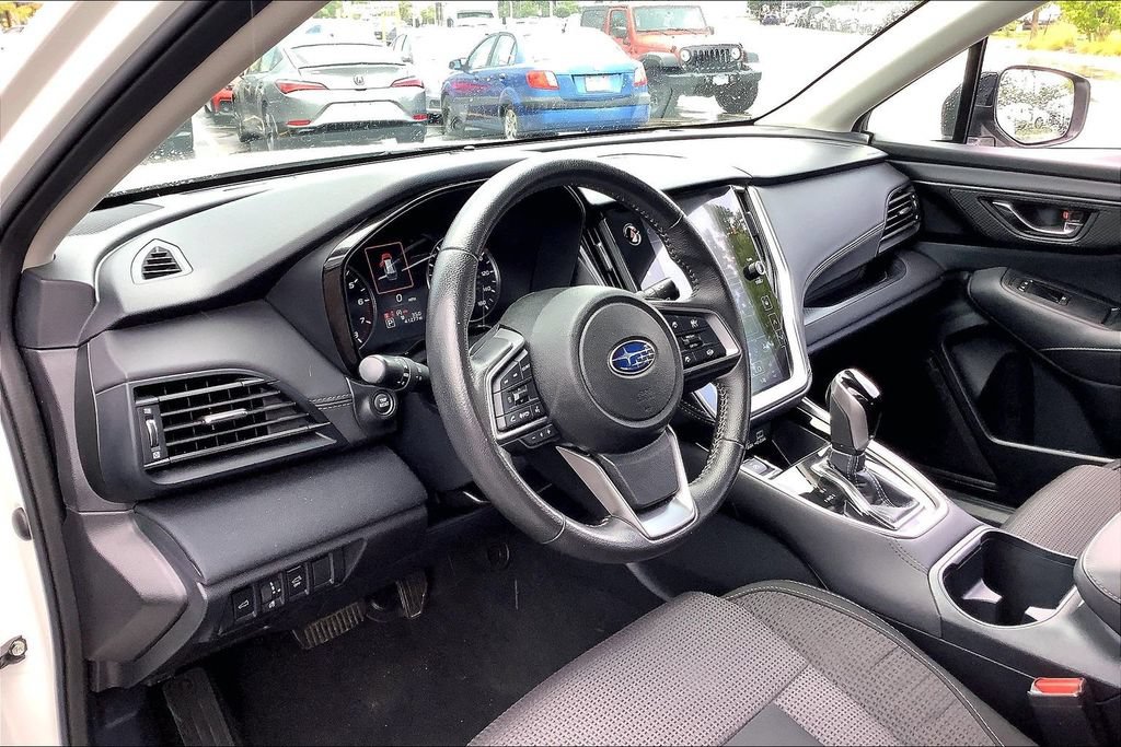 Certified 2024 Subaru Outback Premium AWD/4WD image 17