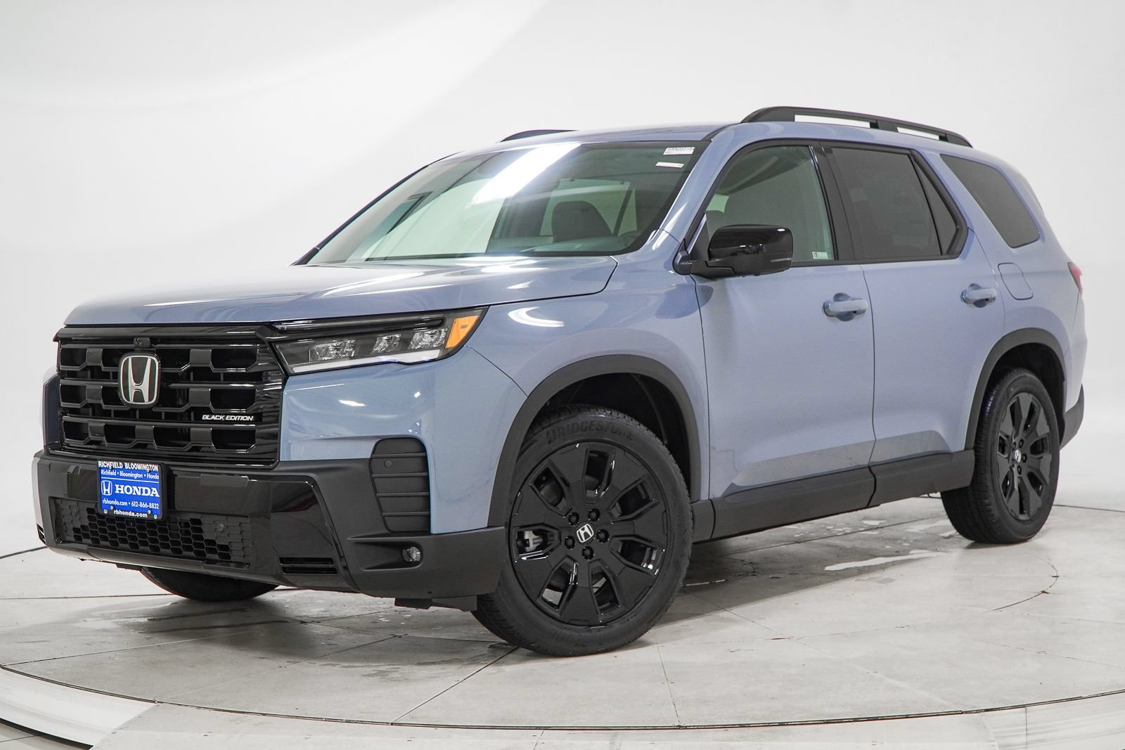 New 2026 Honda Pilot Black Edition image 1