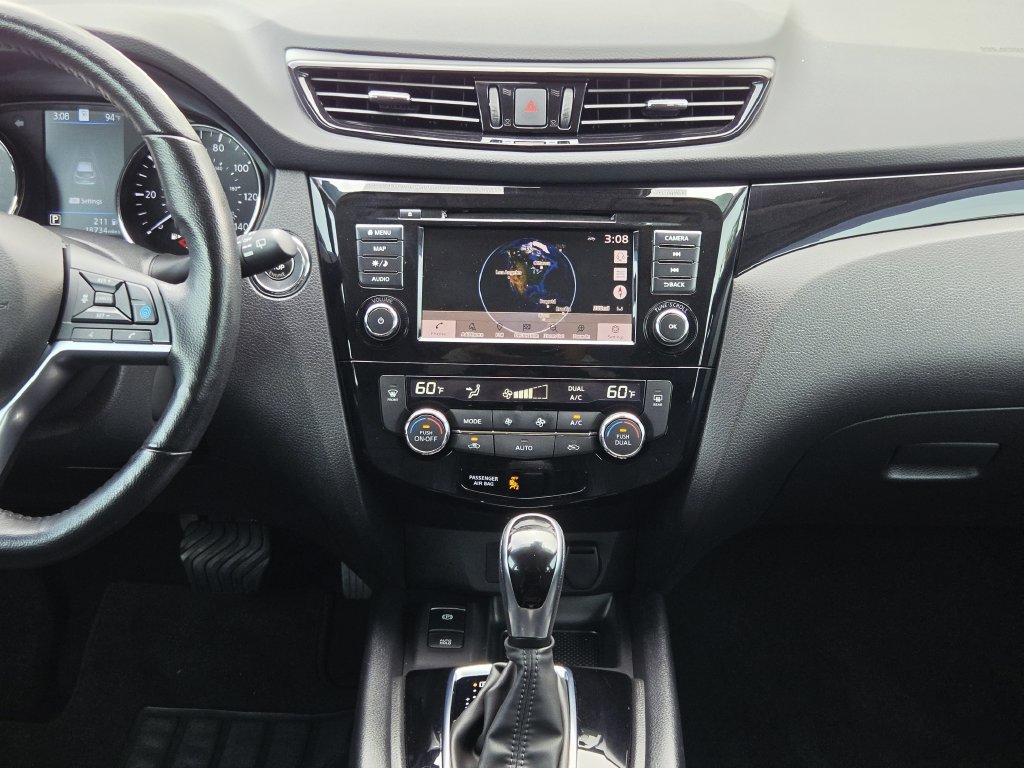 Used 2022 Nissan Rogue Sport SL AWD/4WD image 20