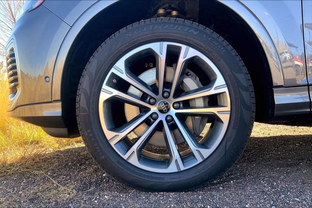 New 2026 Audi Q7 3.0T Premium image 11