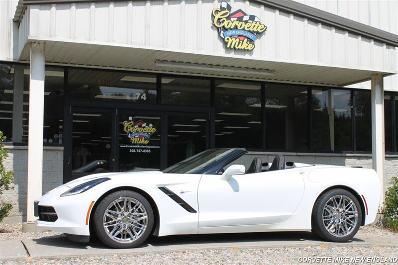 Used 2015 Chevrolet Corvette Stingray Convertible w/ 3LT Preferred Equipment Group RWD image 3