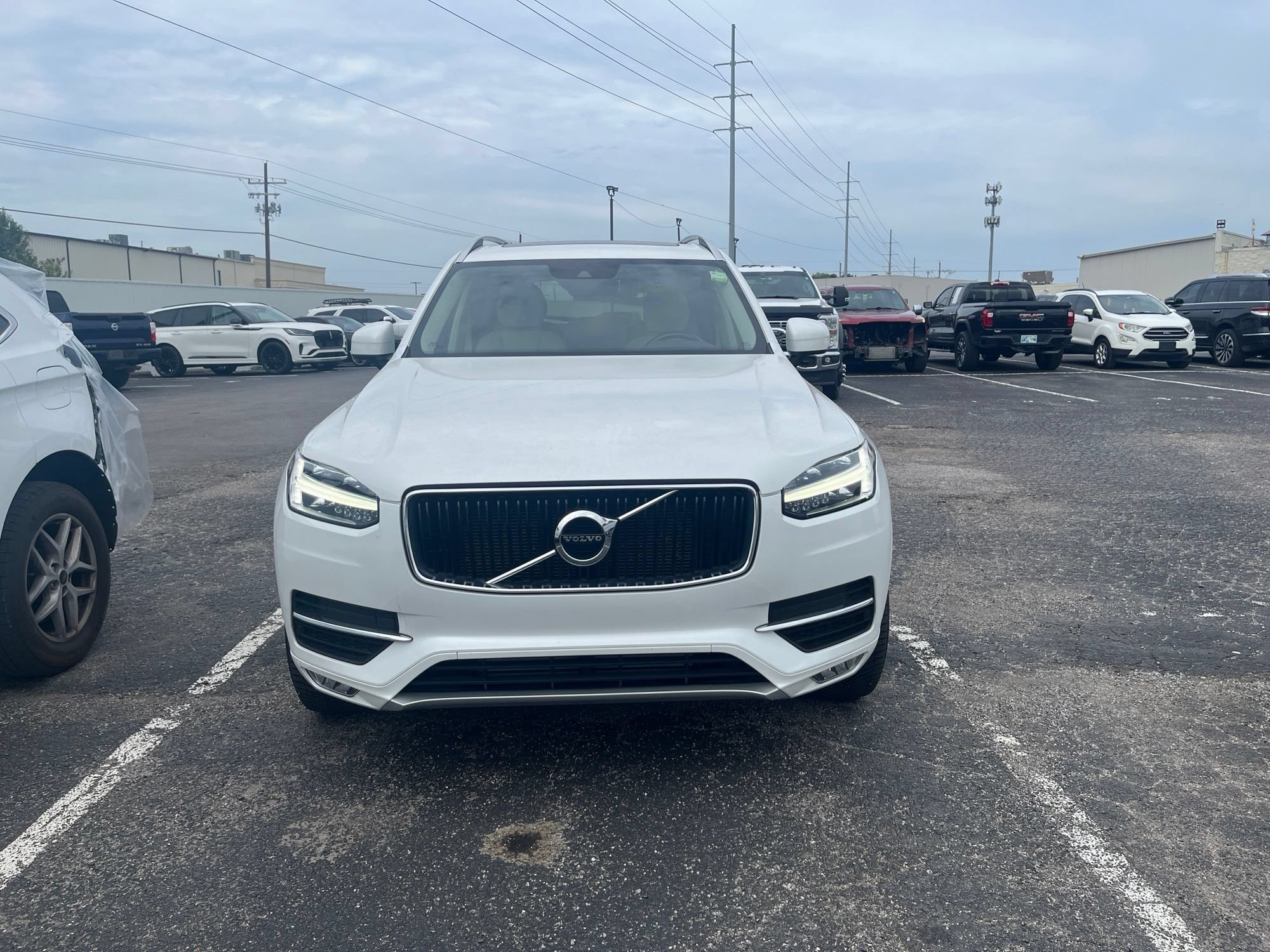 Used 2019 Volvo XC90 T5 Momentum FWD image 6