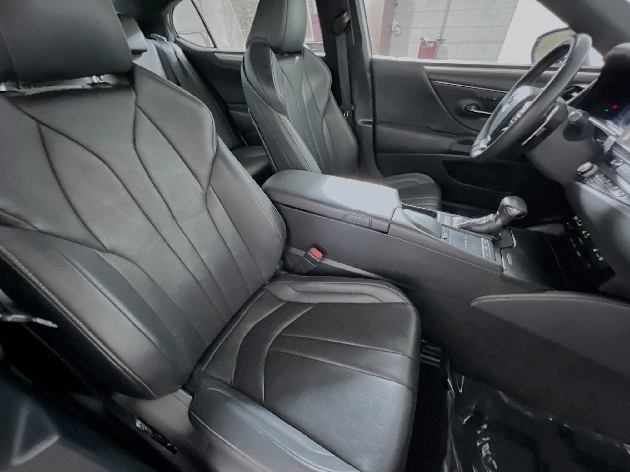 Used 2021 Lexus ES 350 F Sport w/ Accessory Package 2 FWD image 31