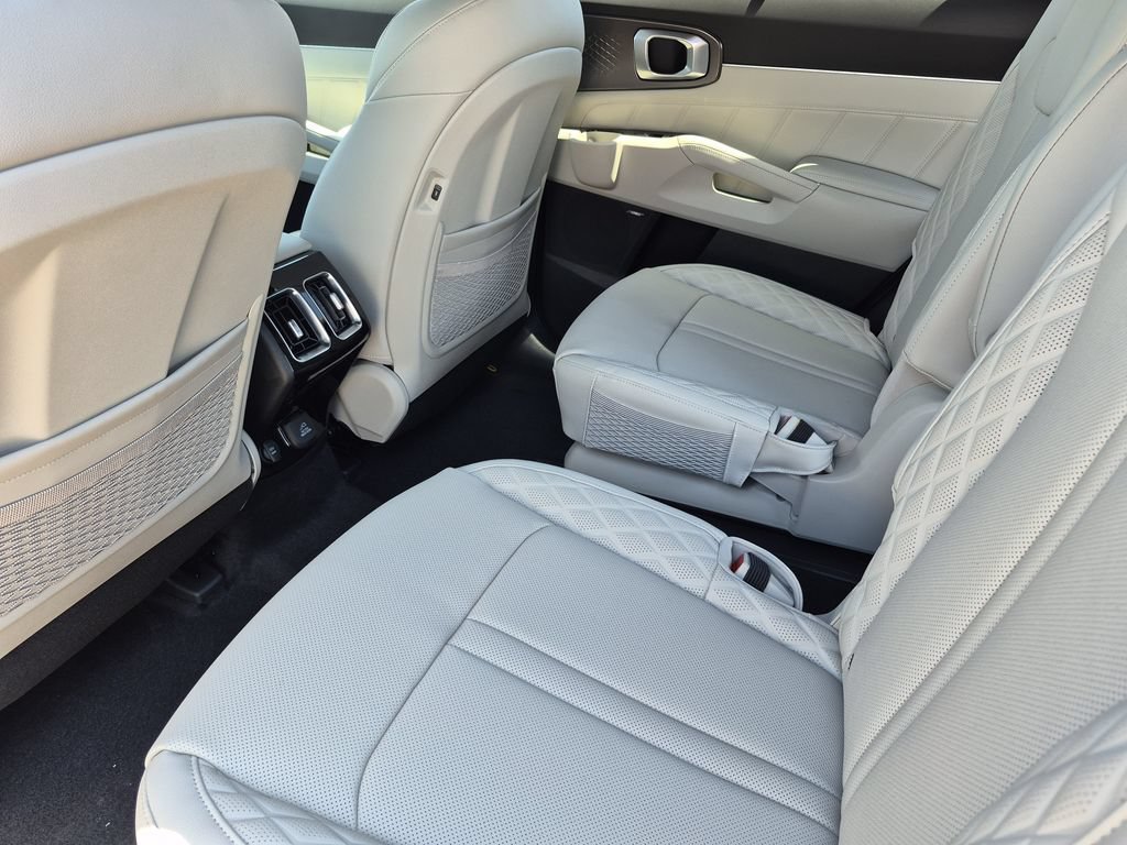 New 2026 Kia Sorento SX Prestige AWD/4WD image 12