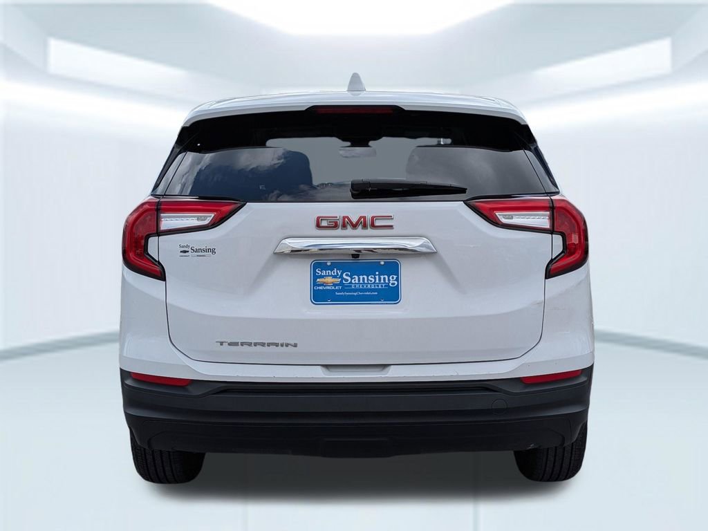 Used 2024 GMC Terrain SLE FWD image 5