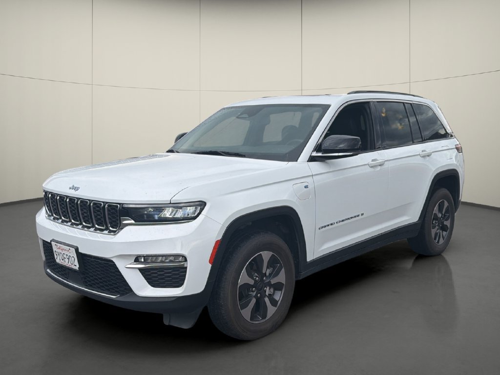 Used 2024 Jeep Grand Cherokee Limited 4xe AWD/4WD image 3