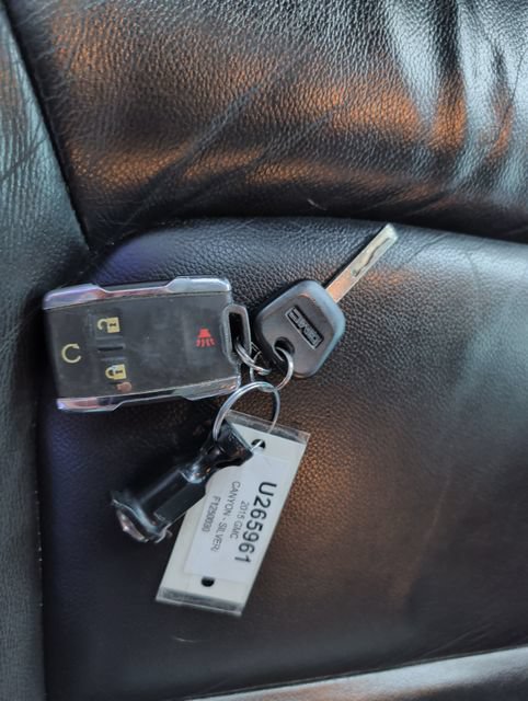 Used 2015 GMC Canyon SLT RWD image 27