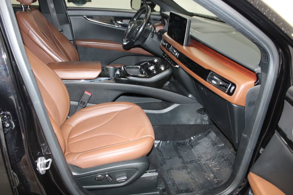 Used 2022 Lincoln Nautilus Reserve w/ Monochromatic Package image 29