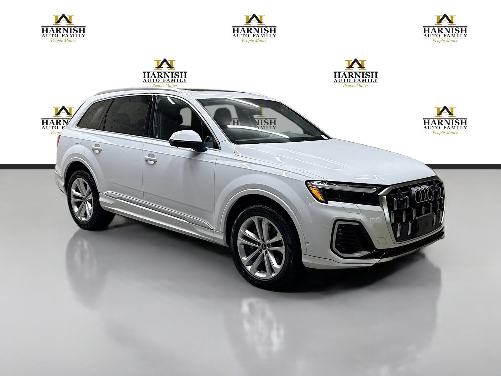 Used 2025 Audi Q7 3.0T Premium Plus AWD/4WD image 3