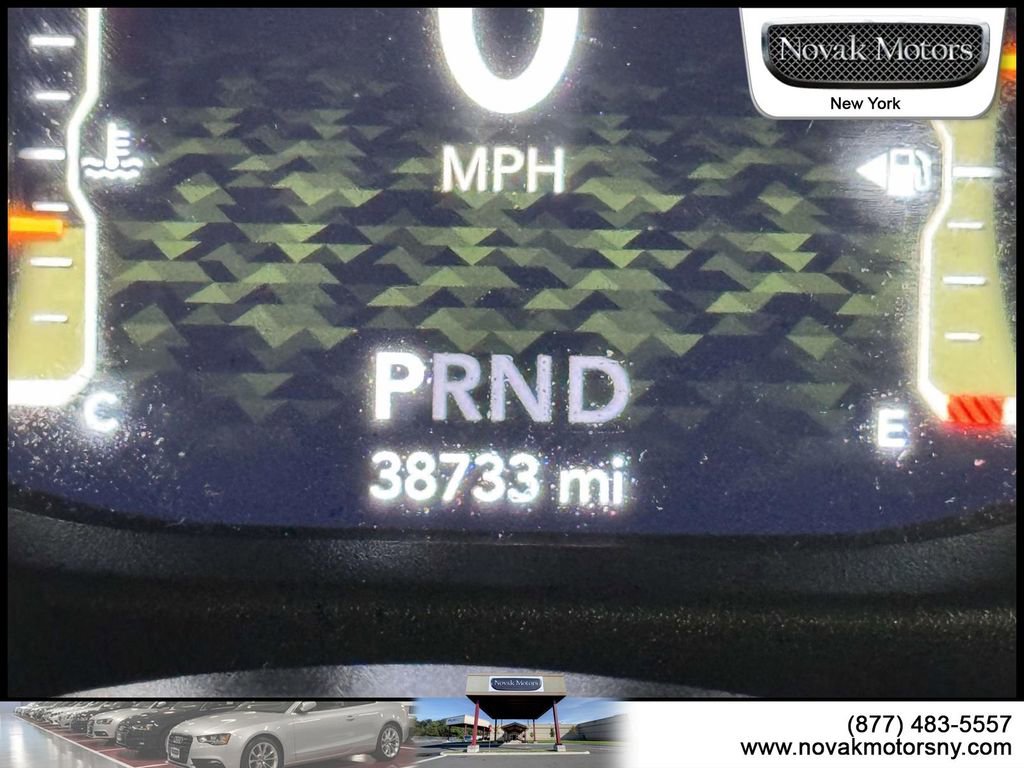 Used 2020 Jeep Wrangler Unlimited Sahara AWD/4WD image 21