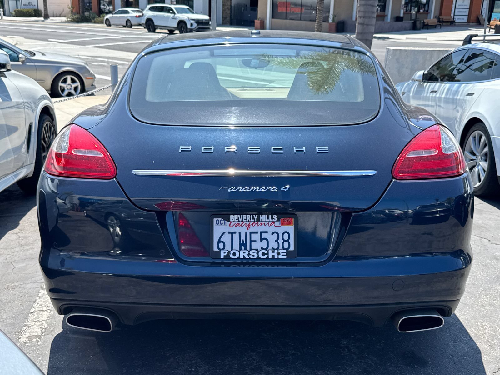 Used 2012 Porsche Panamera 4 image 7