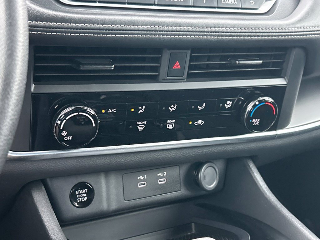 Certified 2025 Nissan Rogue S FWD image 35
