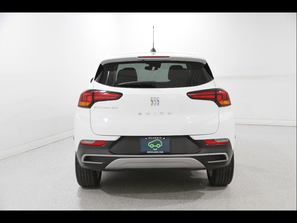 Certified 2024 Buick Encore GX Preferred FWD image 17