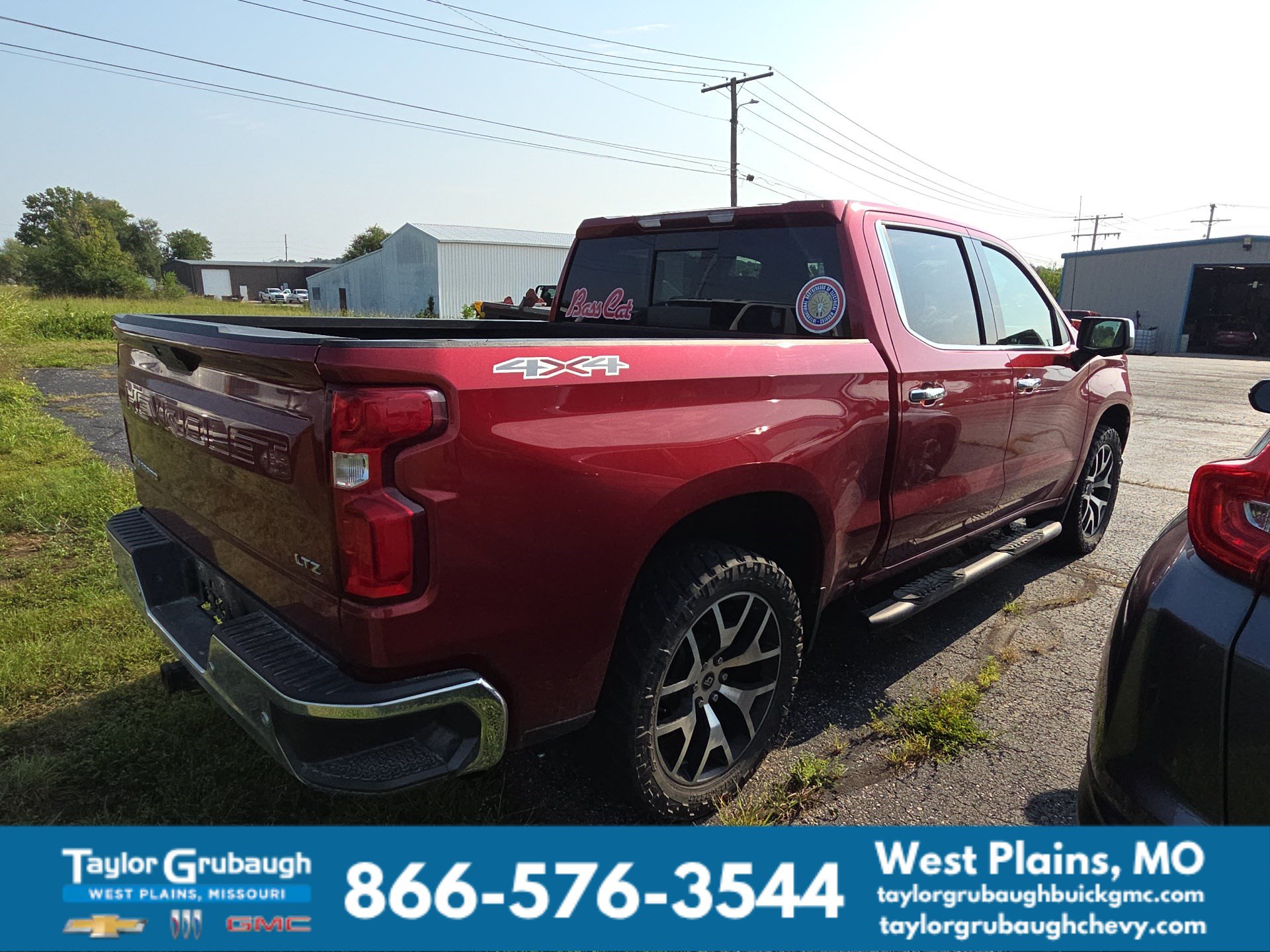 Used 2021 Chevrolet Silverado 1500 LTZ AWD/4WD image 7