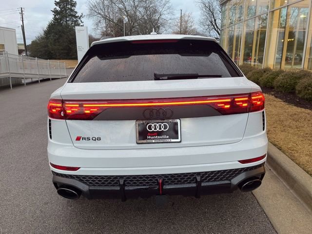 New 2026 Audi RS Q8 performance image 4