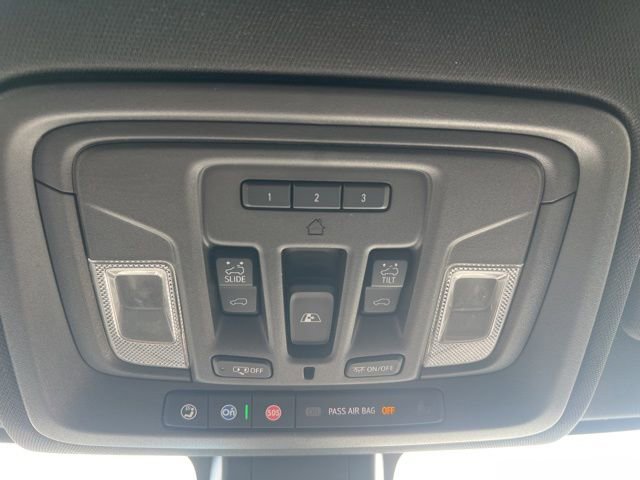 Used 2023 Chevrolet Silverado 2500 High Country AWD/4WD image 29