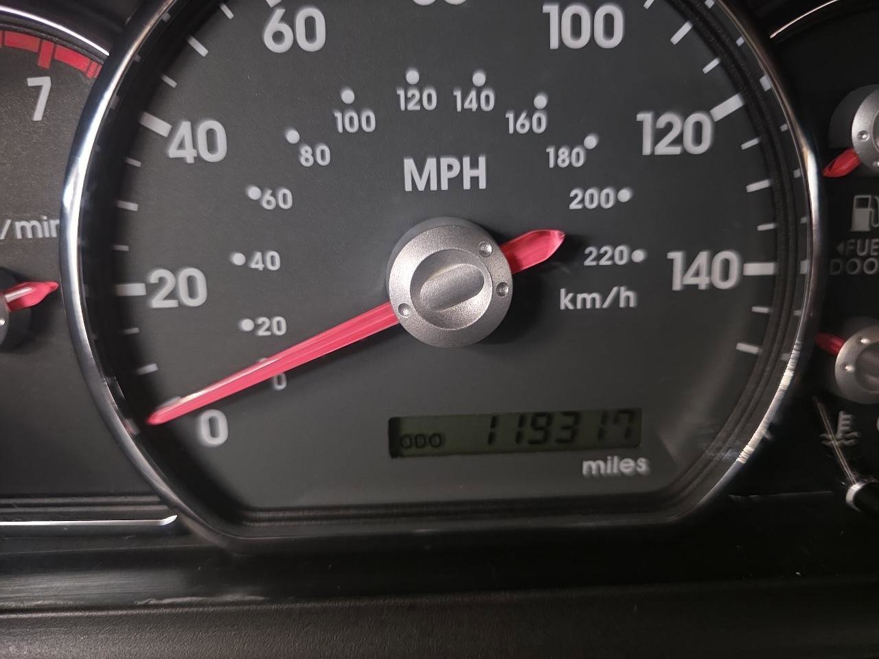 Used 2011 Mitsubishi Endeavor LS image 42