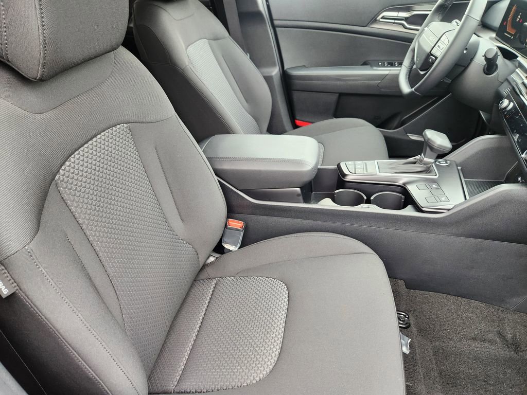 New 2026 Kia Sportage LX AWD/4WD image 12