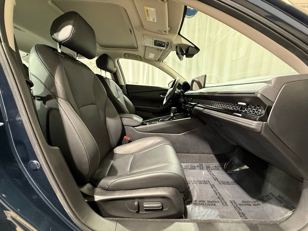 Used 2024 Honda Accord Touring image 23