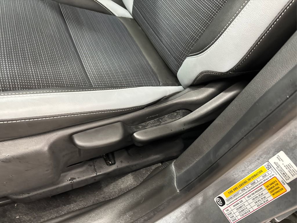 Used 2024 Buick Envista Preferred image 21