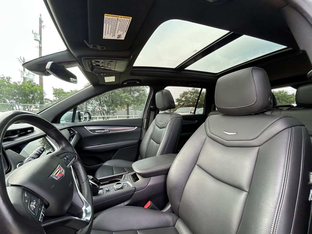 Used 2023 Cadillac XT6 Luxury FWD image 12