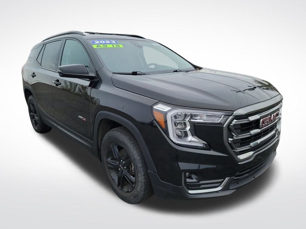 Used 2023 GMC Terrain AT4 w/ Infotainment Package II image 8