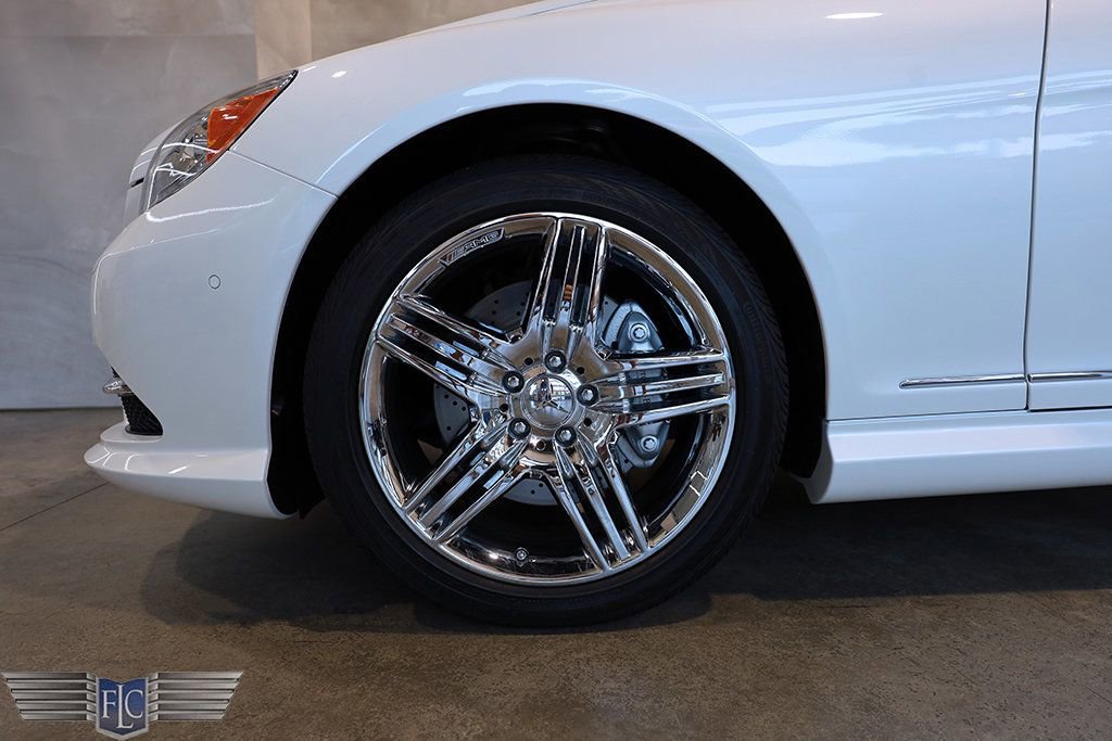 Used 2013 Mercedes-Benz CL 550 4MATIC image 39