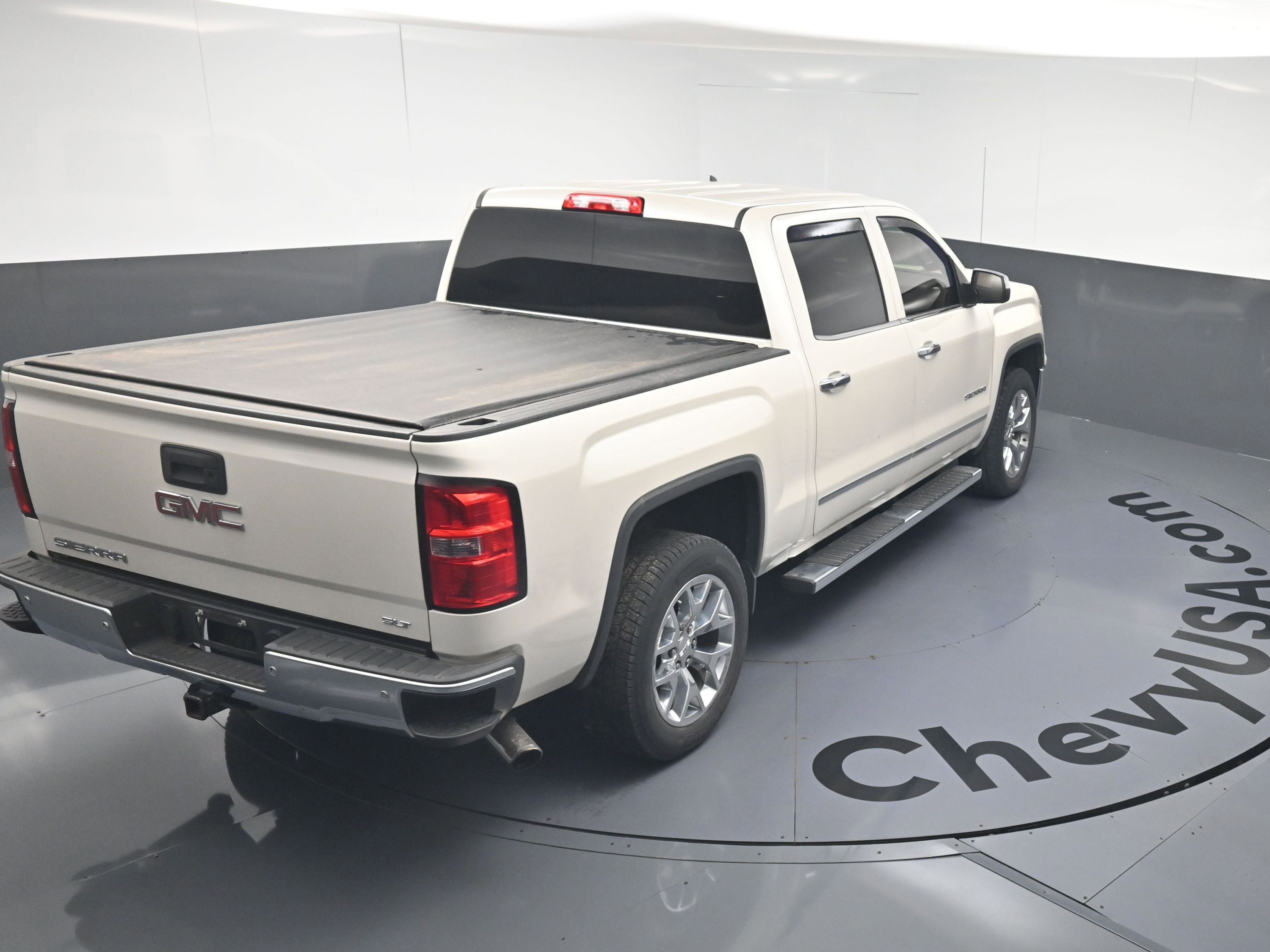 Used 2014 GMC Sierra 1500 SLT w/ SLT Crew Cab Value Package AWD/4WD image 25