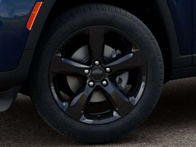 New 2026 Jeep Grand Cherokee Limited AWD/4WD image 8