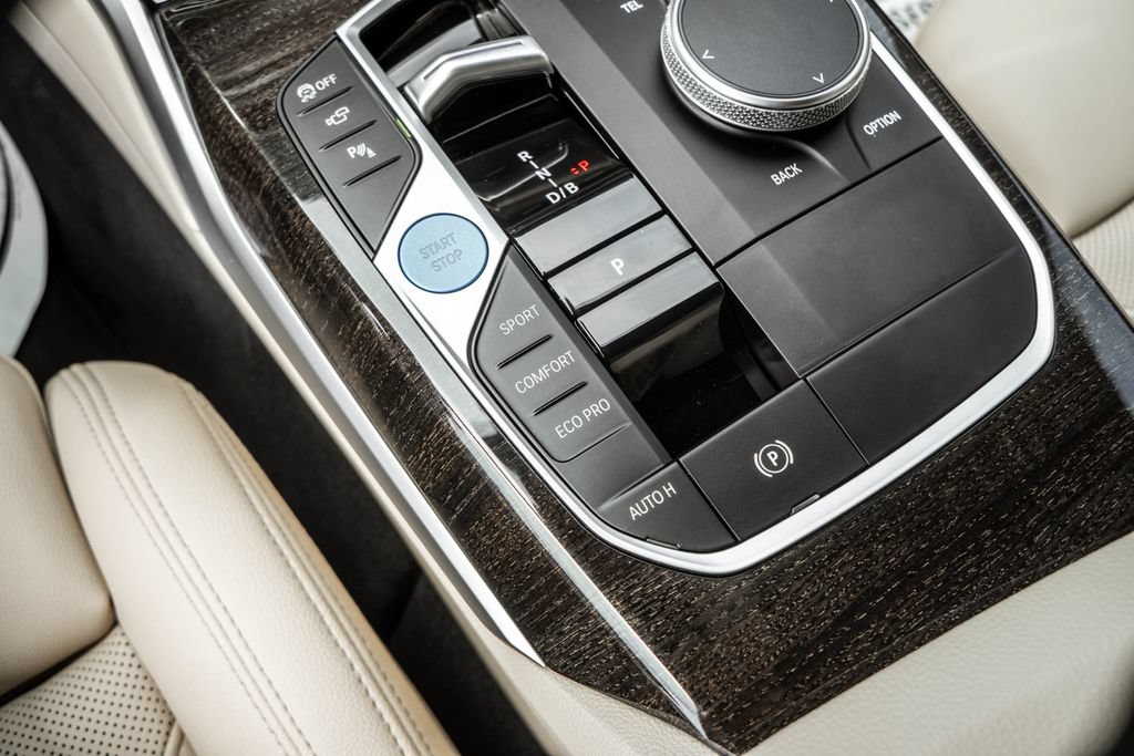 Used 2023 BMW i4 eDrive35 w/ Premium Package RWD image 8
