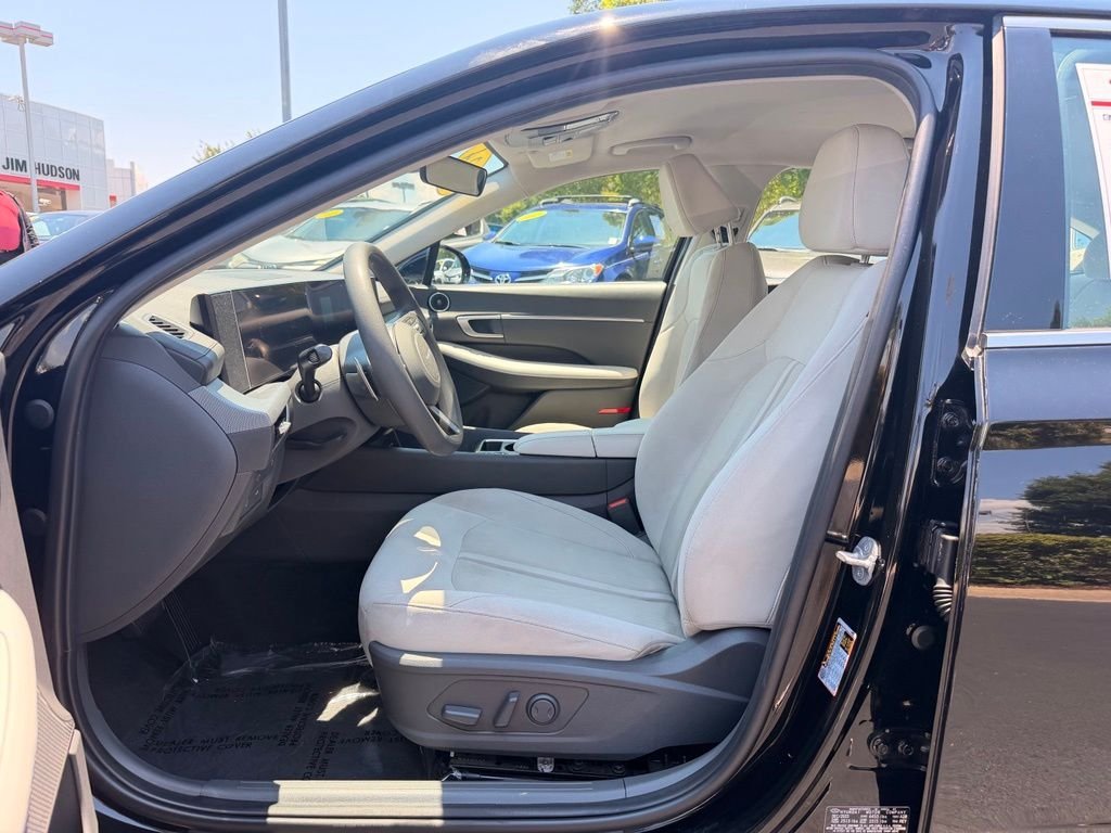 Used 2024 Hyundai Sonata SEL FWD image 21