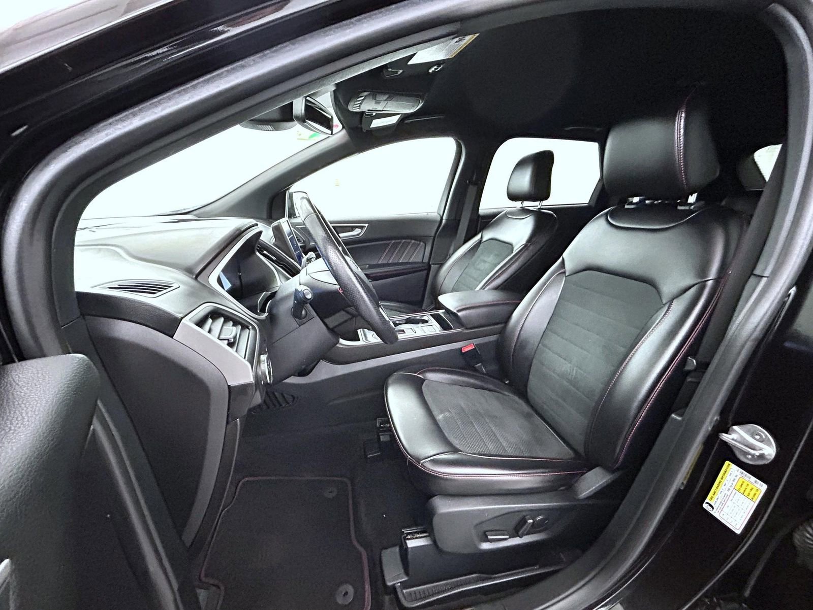 Used 2021 Ford Edge ST-Line image 10