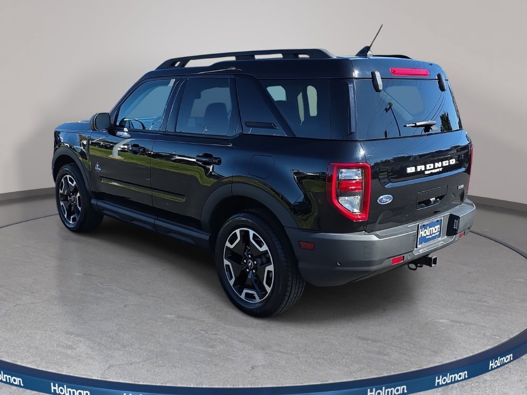 Certified 2023 Ford Bronco Sport Outer Banks w/ Tech Package AWD/4WD image 7