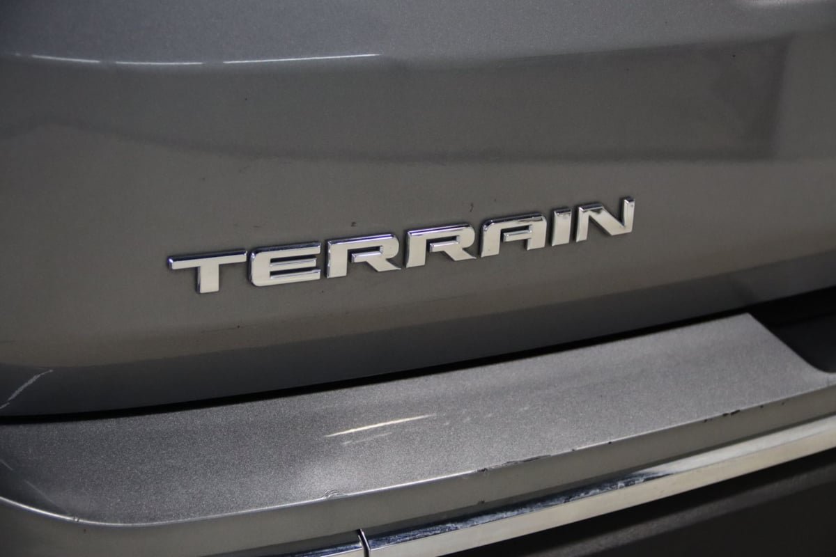 Used 2018 GMC Terrain SLT FWD image 11