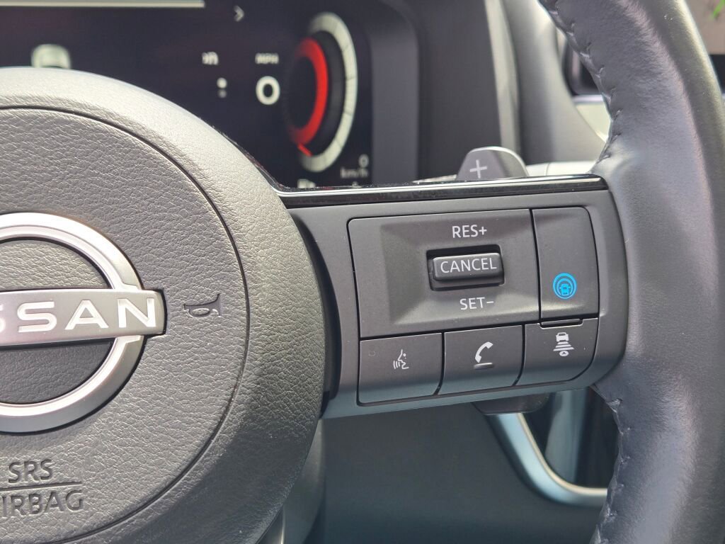 Used 2024 Nissan Rogue Platinum AWD/4WD image 35