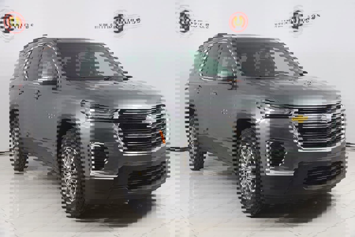 Used 2023 Chevrolet Traverse LT image 19