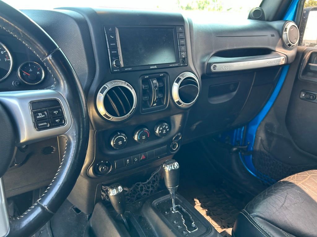 Used 2014 Jeep Wrangler Unlimited Sport AWD/4WD image 11