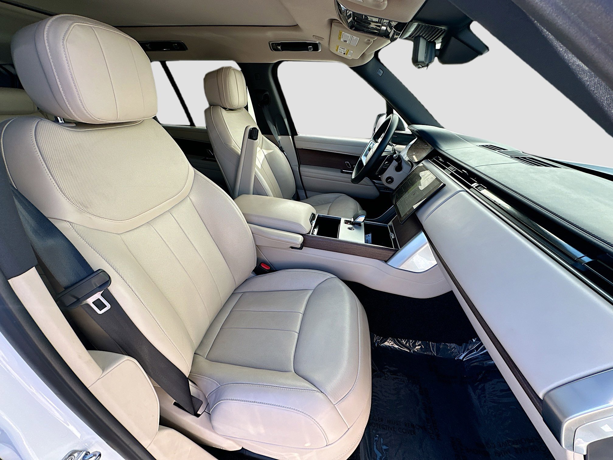 Used 2024 Land Rover Range Rover SE image 33