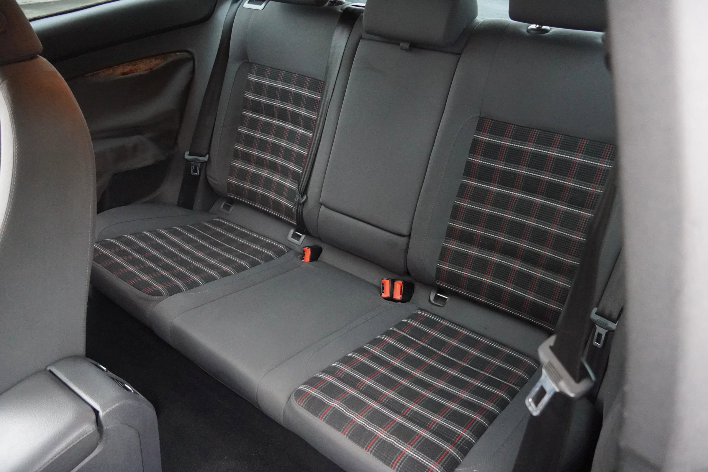 Used 2007 Volkswagen GTI 2.0T 2-Door image 26