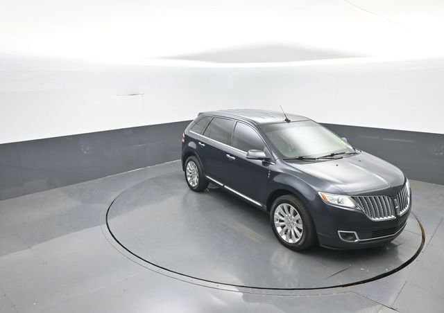 Used 2014 Lincoln MKX FWD w/ Equipment Group 101A image 24