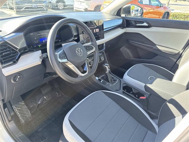 Certified 2025 Volkswagen Taos S image 10